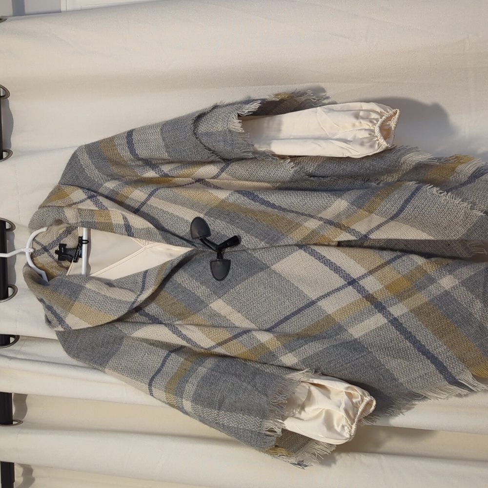 Modena Wrap - Picture 6 of 7